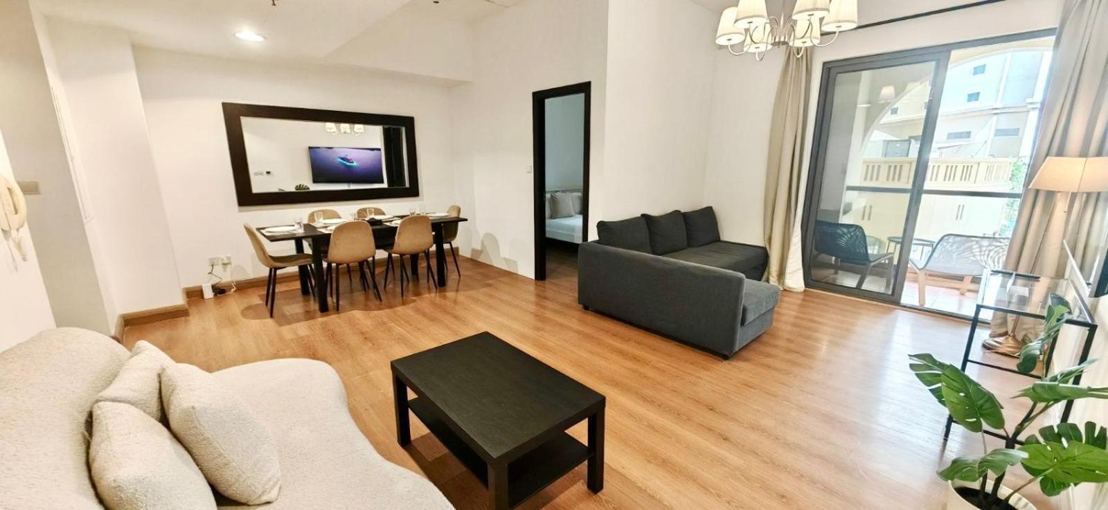 Beautiful 2Br & 4Br Apartments On Jbr Beach, Walking Distance To Bluewaters Island - By Sunkissed Holiday Homes Dubai Ngoại thất bức ảnh